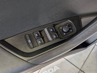 Škoda Karoq SPORTLINE 2.0TSi 140kW 4x4 DSG - 17