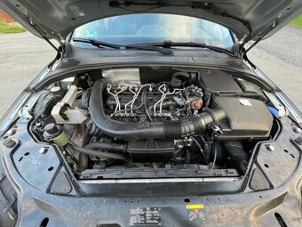 Volvo XC70 2,4D AWD ocean race - 17