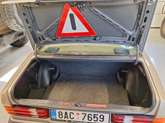 Mercedes Benz 190 E W201 - 17