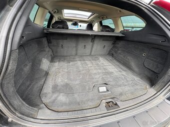 Volvo XC60 4X4 2,4D 136 KW MANUÁL - 17
