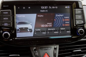 Hyundai i30 N 2.0 T-GDI - 17