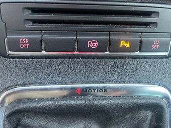 Volkswagen Tiguan 2.0TDi 4x4 kamera ROZVODY PANORAMA - 17