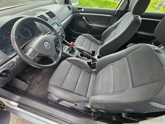 Volkswagen Golf V 2.0TDI - 17