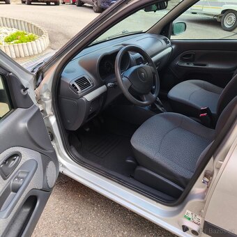 Renault Clio 1.2i 43kw, poctivých 66000km,klima,1.majitel - 17