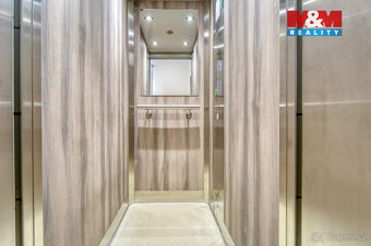 Prodej bytu 3+1, 82 m², Cheb, ul. Dvořákova - 17