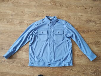 RETRO uniformy ČSAD s visačkami a odznaky-nález z půdy - 17