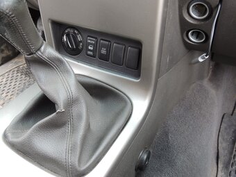 Nissan Pathfinder 2.5DCi,128kw,4x4,7míst,11/2005 - 17