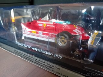 Formule 1   1:24  Premium Collectibles - 17