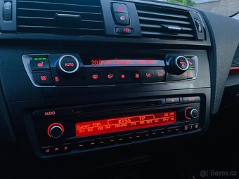 BMW Řada 1 116i BENZÍN 100KW AUT VÝHŘEV TAŽNÉ NAJETO 95TIS. - 17