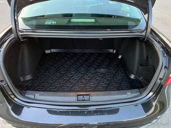 Prodám Renault FLUENCE 2012 - 17