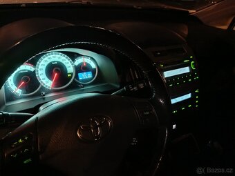 Toyota Corolla verso 1.8 Benzín + Lpg - 17