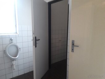 Pronájem obchodního prostoru 2977 m² , Praha - Běchovice - 17