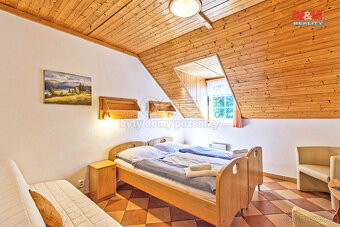 Prodej hotelu, penzionu, 1770 m², Malenovice - 17