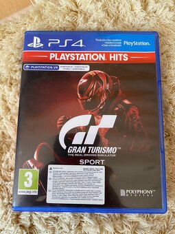 Ps4 hry - 17