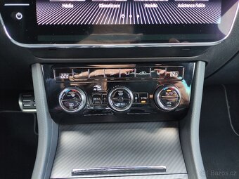 Škoda Superb III TSi DSG SPORTLINE VIRTUAL KAMERA PANORAMA - 17