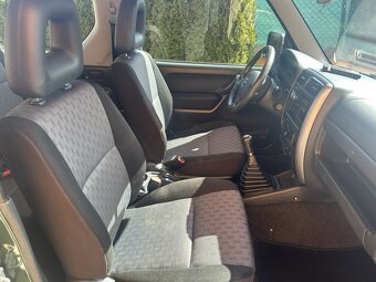 Suzuki Jimny 1.3i 63kW 4x4 - 17