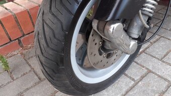 Vespa gts 250 - 17