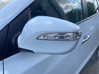 hyundai ix35 2.0crdi náhradní díly 100kw - 17