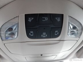 Chrysler Pacifica 3,6L V6 Touring L, 7 míst. kůže, kamera - 17