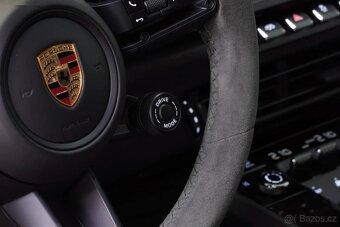 Porsche 911, Carrera 4 GTS - 17