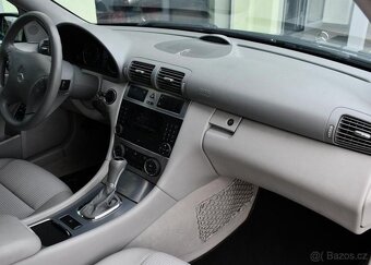 Mercedes-Benz Třídy C 320CDI AVANTGARDE N.TOP A/T - 17