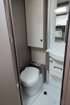 Obytný vůz Burstner Lyseo TD 690G Harmony, nadst. výbava - 17
