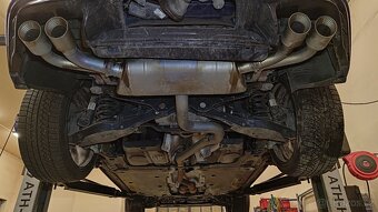 VW Tiguan R r.v. 2021  235kw - 17