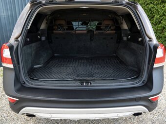 VOLVO XC70 2.4D AWD PREMIUM - 17