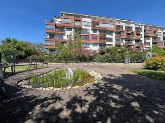 Prodej bytu 3+kk/L (94 m2) s parkovacím stáním - Praha - Lib - 17