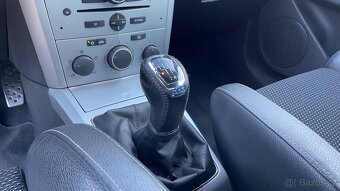 OPEL ASTRA GTC 2.0T OPC - 17