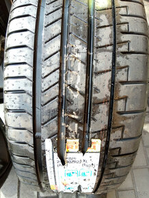 ALU 10Jx22 5x130 et45 PNEU 295/30R22 - 17