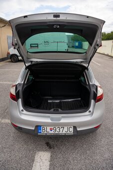 Renault Mégane TCe 130 Limited EDC Automat - 17