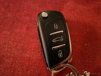 Peugeot 407 2.0HDI 2007 100kW combi STK 01/2027 - 17