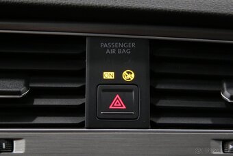 VW Golf VII 1.6 TDI 81kW DSG WEBASTO, r.v. 2016, pravidelný - 17