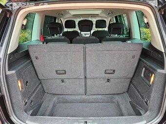 Seat Alhambra 2.0 TDI,1.Majitel,7míst,Xenon,kamera,Tažné. - 17