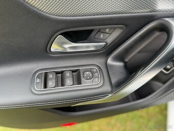 Mercedes-Benz CLA 200d SHOOTING BRAKE AMG - 17