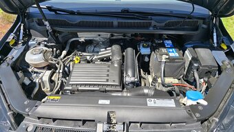 VW Touran Highline R-Line 1.4 TSI 110 kw DSG - 17