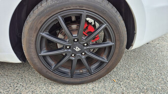 Kia Motors Ceed SW JD 1,6 CRDi / 94 kW FIFA 2015 - 17