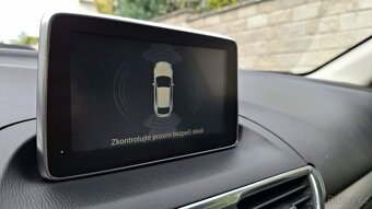 Mazda 3 2.0i Skyactiv Revolution Top, Automat, r.v. 10/2015 - 17