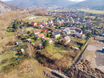 Stavební pozemek určený k výstavbě RD, obec Valtířov - 17