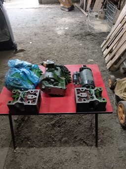 Prodej dilu zetor super - 17