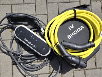 Škoda Enyaq 80x 4x4 Sportline SOH 95% ČR 1.maj - 17