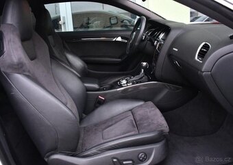 Audi RS5 4.2FSI V8 QUATTRO B&O CARBON - 17