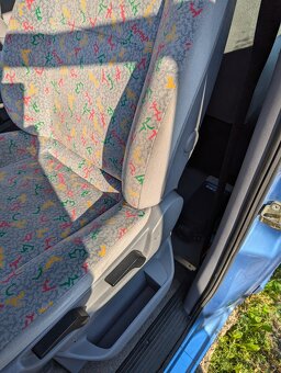 Mercedes-Benz  Vito F 110 D automat  6 míst obytné - 17