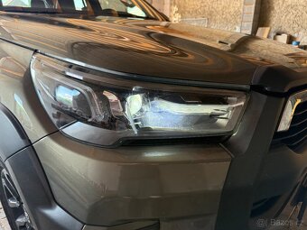 Toyota Hilux 2.8 d-4D 150kW - r.v. 5/2022 - ZÁRUKA - 17