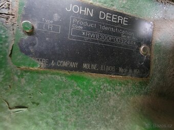 JOHN DEERE 8300 - 17