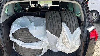 Opel Zafira, 1,6 CDTi TOURER // odp.DPH // ČR, RV 11/2015 - 17
