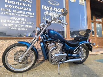 Suzuki VS 750 Intruder  VS 800 - 17