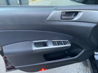 Subaru Forester 2,0d X Active - 17