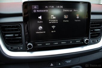 KIA STONIC 1.2 DPi 61.8kW 2022 + zariadenie pre ZŤP - 17